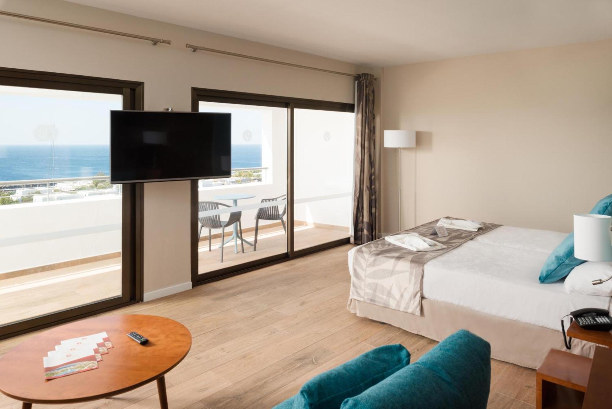 Select Junior Suite,1525256416:JPEG
